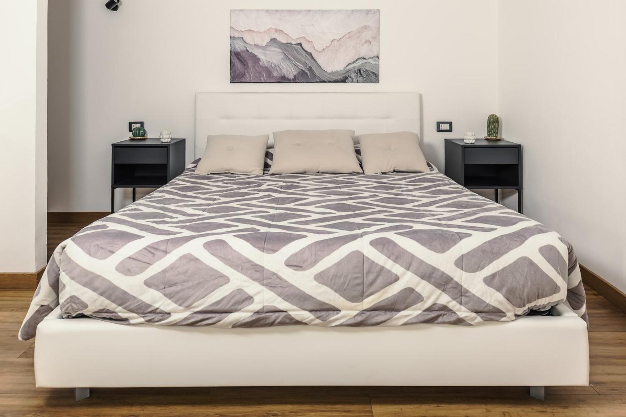 רומא Nvmen Apartment Colosseo מראה חיצוני תמונה